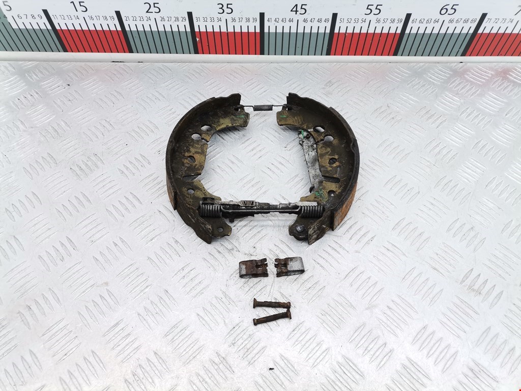 Механизм ручного тормоза (ручника) OPEL Corsa D 2006-2014