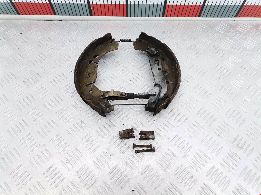 Механизм ручного тормоза (ручника) OPEL Corsa D 2006-2014