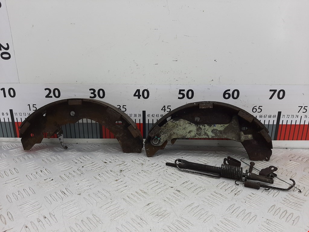 Механизм ручного тормоза Mitsubishi L200 4 (2006-2015)