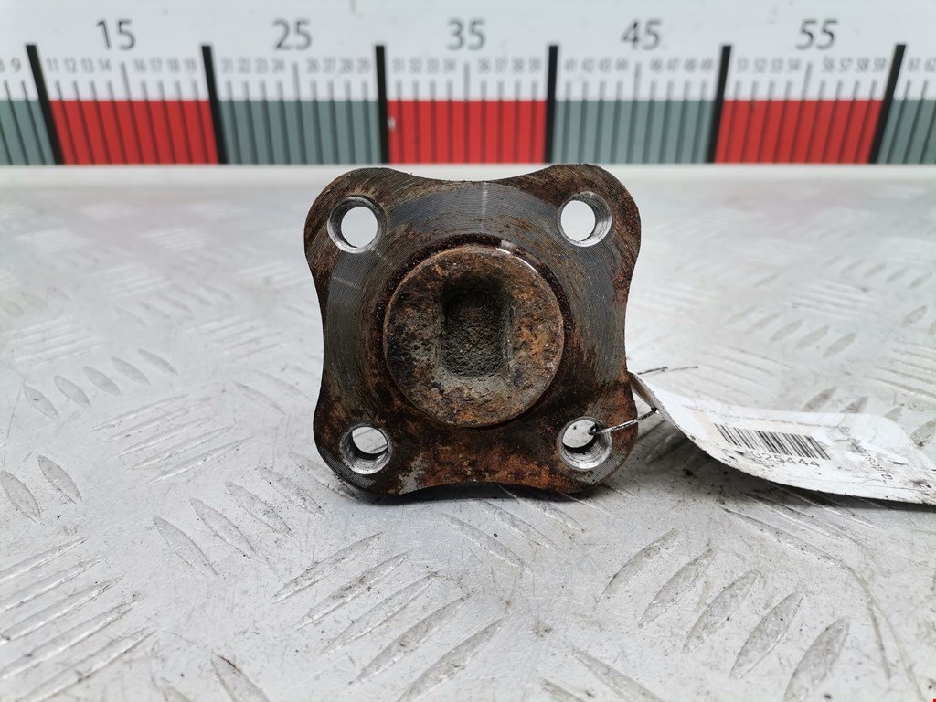 Ступица задняя правая NISSAN Micra K12 2003-2010