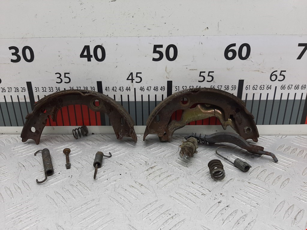 Механизм ручного тормоза (ручника) KIA Rio II 2005-2011