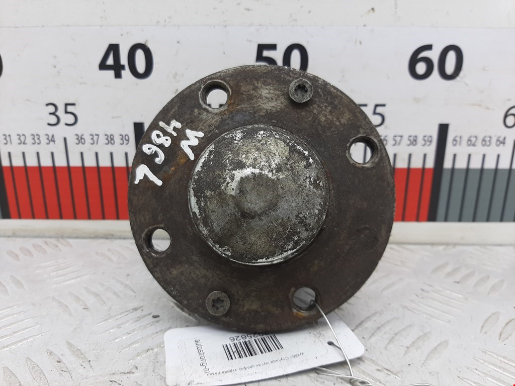 Кулак задний левый Opel Corsa D (2006-2014)