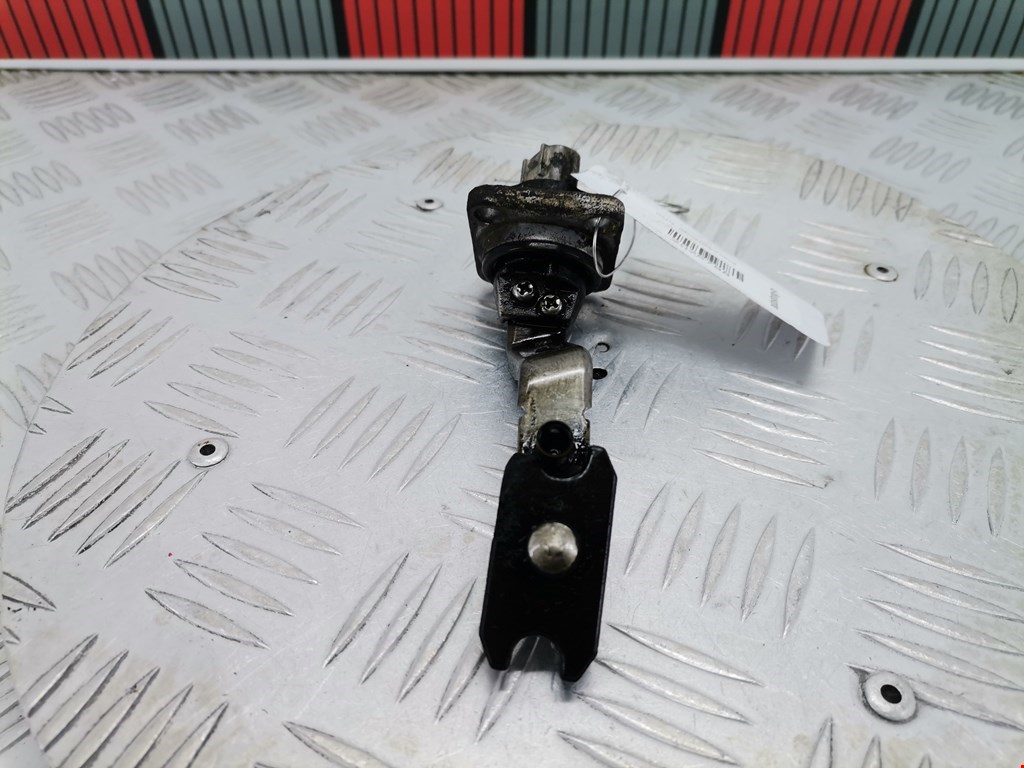 Датчик уровня топлива TOYOTA Corolla E120 2001-2006