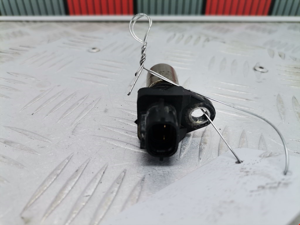 Датчик коленвала Toyota Corolla 9 (2001-2007)