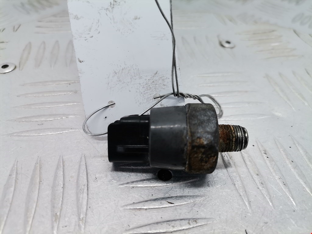 Датчик давления масла TOYOTA Corolla E120 2001-2006