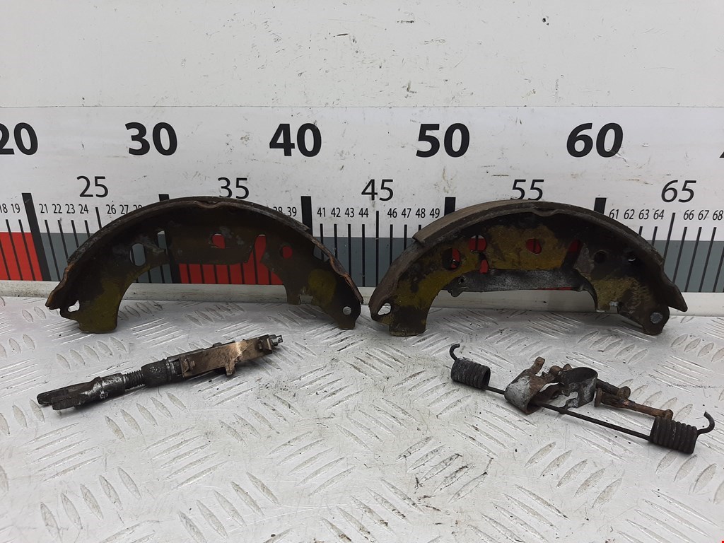 Механизм ручного тормоза (ручника) OPEL Corsa D 2006-2014