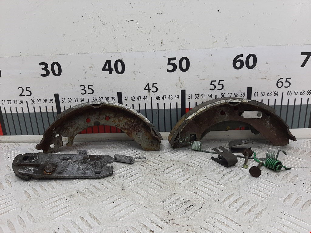 Механизм ручного тормоза (ручника) OPEL Corsa D 2006-2014