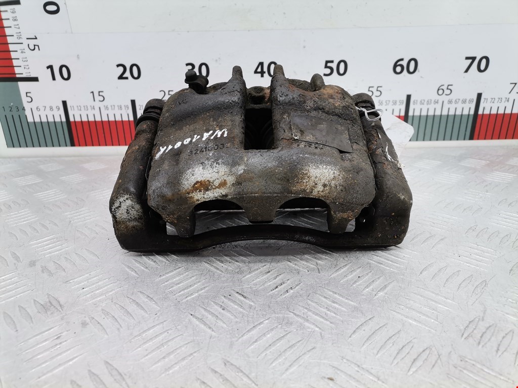 Суппорт передний правый CITROEN Jumpy 2007-2016