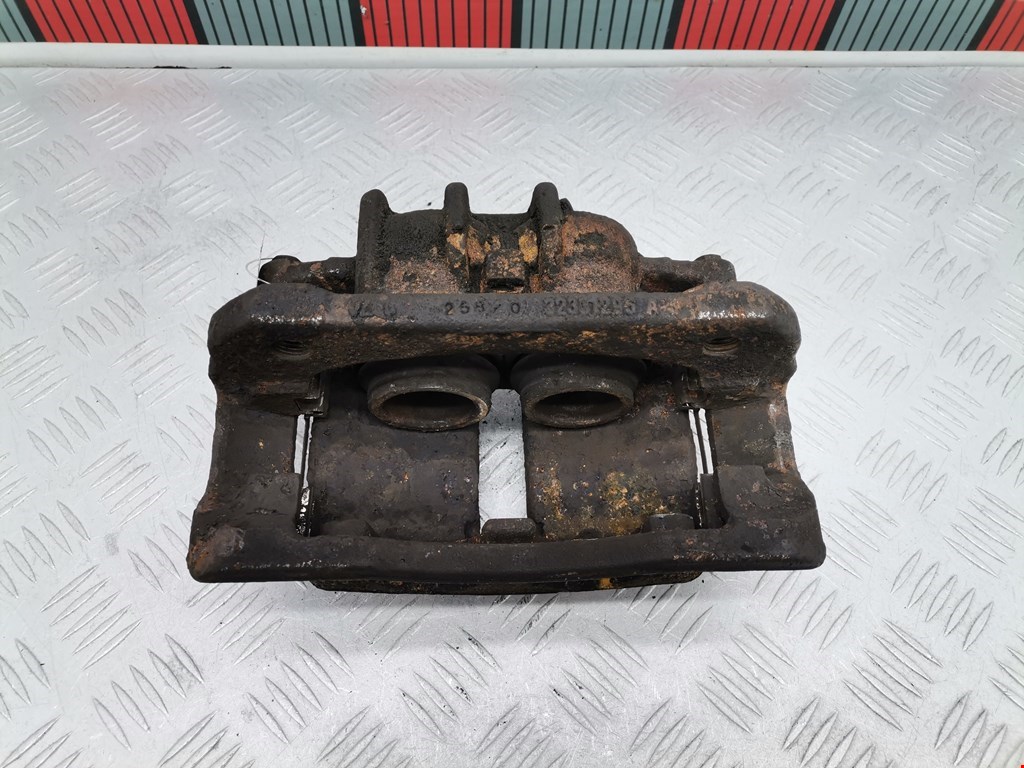 Суппорт передний правый CITROEN Jumpy 2007-2016