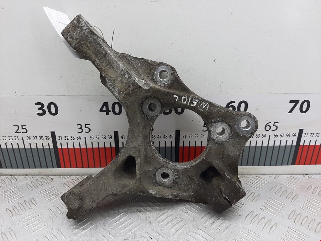 Кулак поворотный левый Opel Astra J (2009-2018)