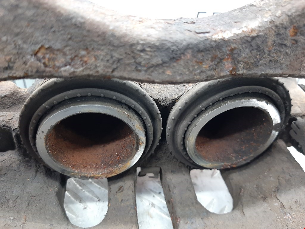 Суппорт передний левый RENAULT Master 2010-н.в.