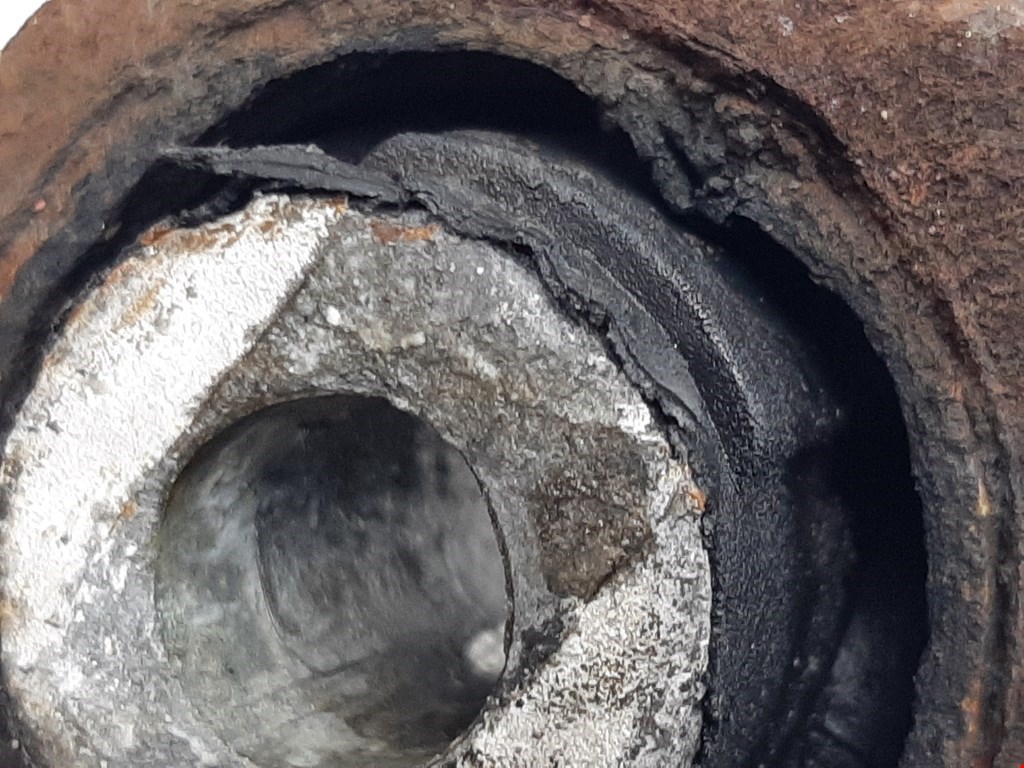 Рычаг передний правый VOLKSWAGEN Transporter T4 1990-2003