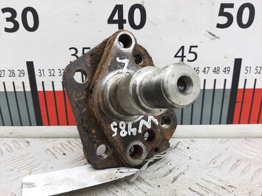 Кулак задний левый Opel Corsa D (2006-2014)