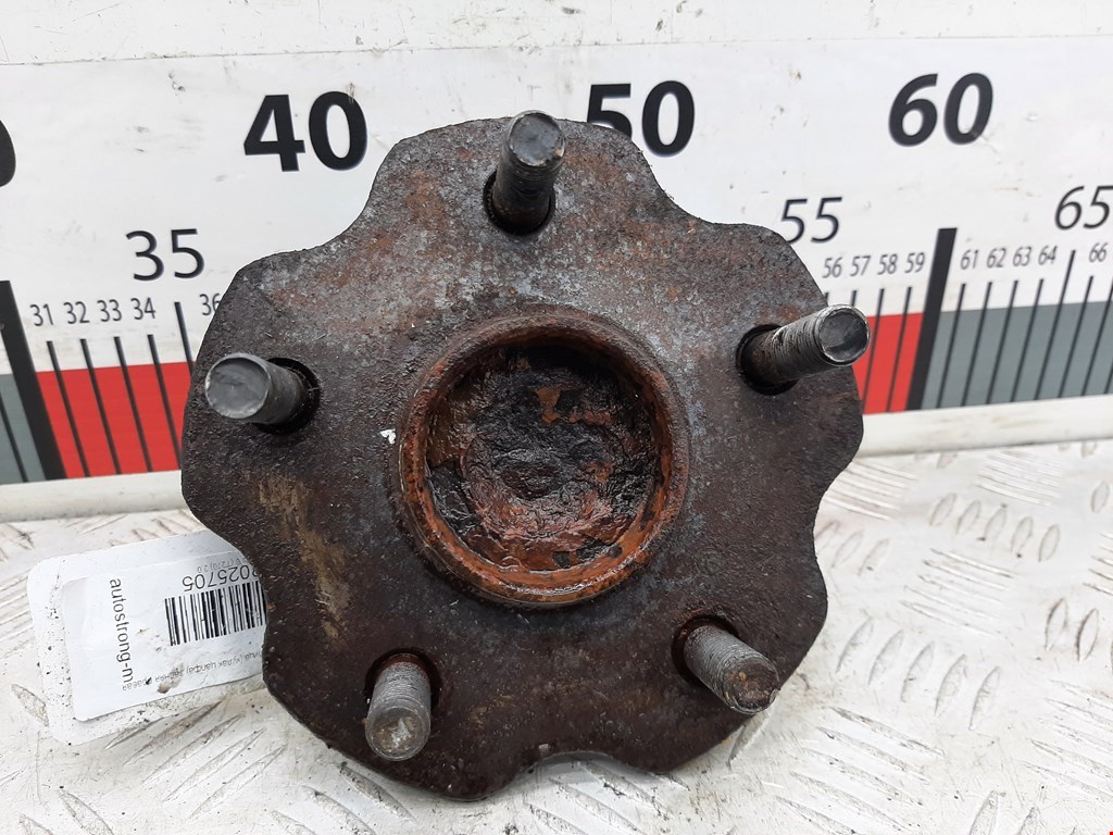 Ступица задняя правая TOYOTA Avensis 2009-2015