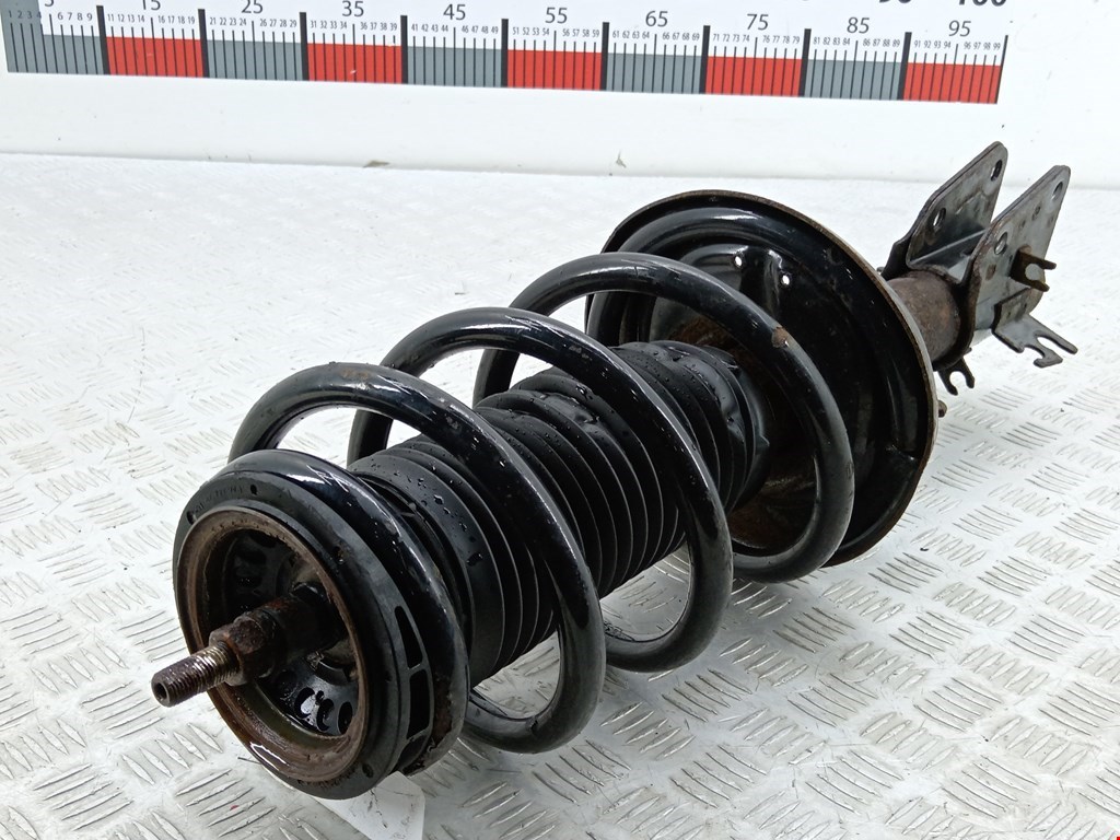 Амортизатор передний левый RENAULT Master 2010-н.в.