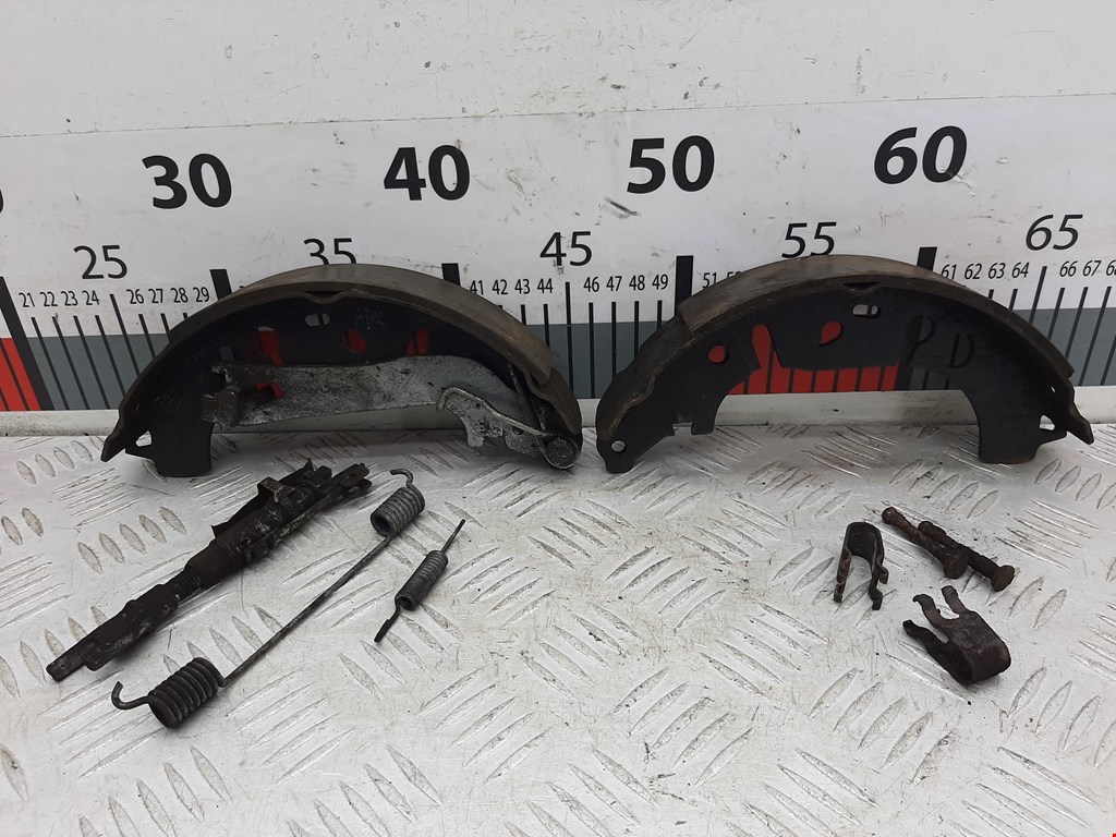 Механизм ручного тормоза (ручника) OPEL Corsa D 2006-2014