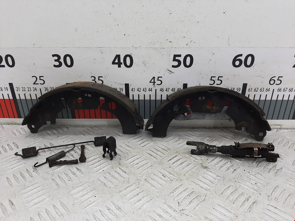 Механизм ручного тормоза (ручника) OPEL Corsa D 2006-2014