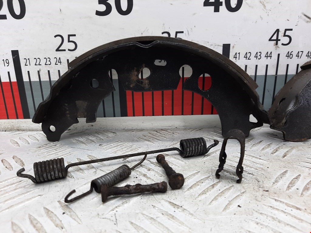 Механизм ручного тормоза (ручника) OPEL Corsa D 2006-2014