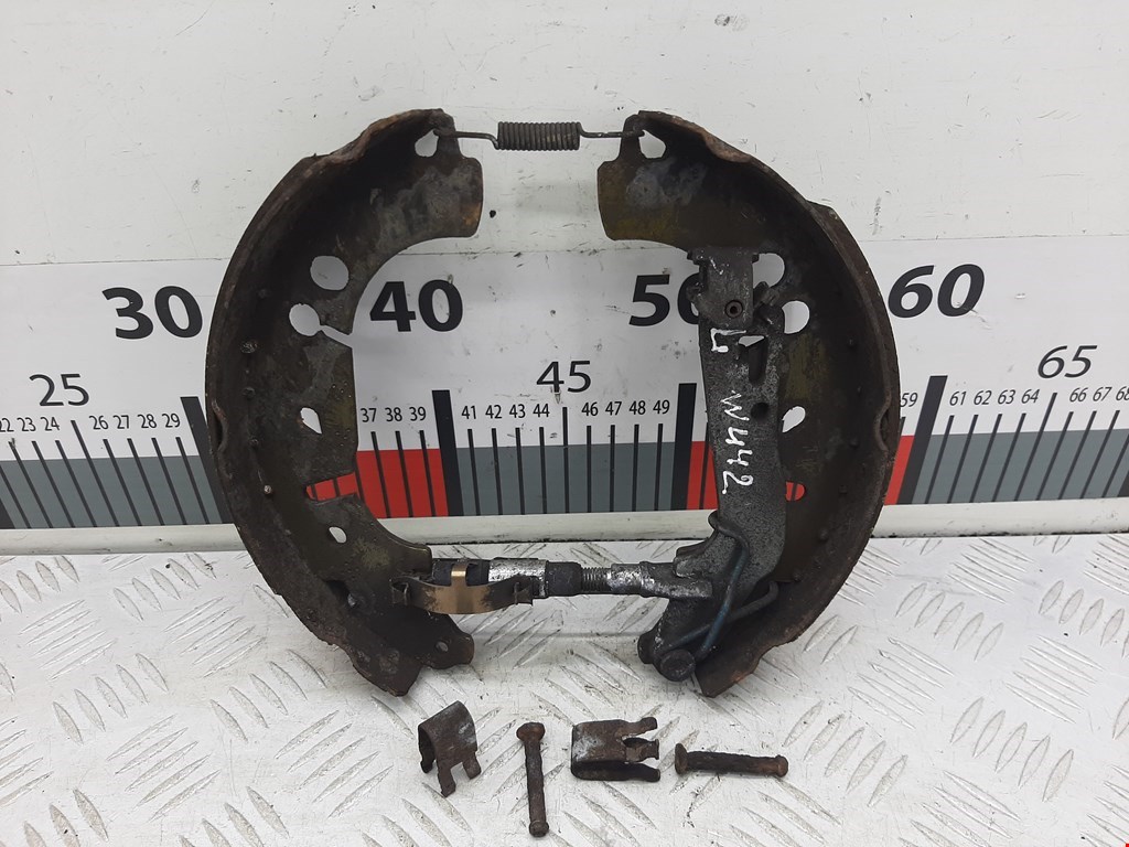 Механизм ручного тормоза (ручника) OPEL Corsa D 2006-2014