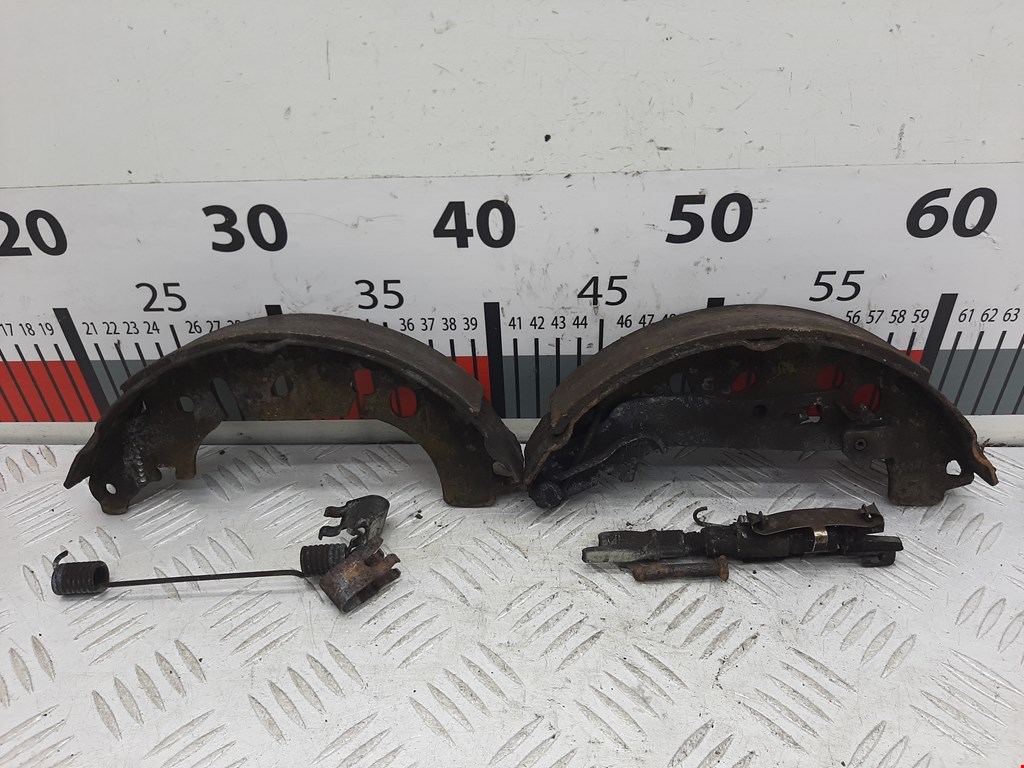 Механизм ручного тормоза (ручника) OPEL Corsa D 2006-2014