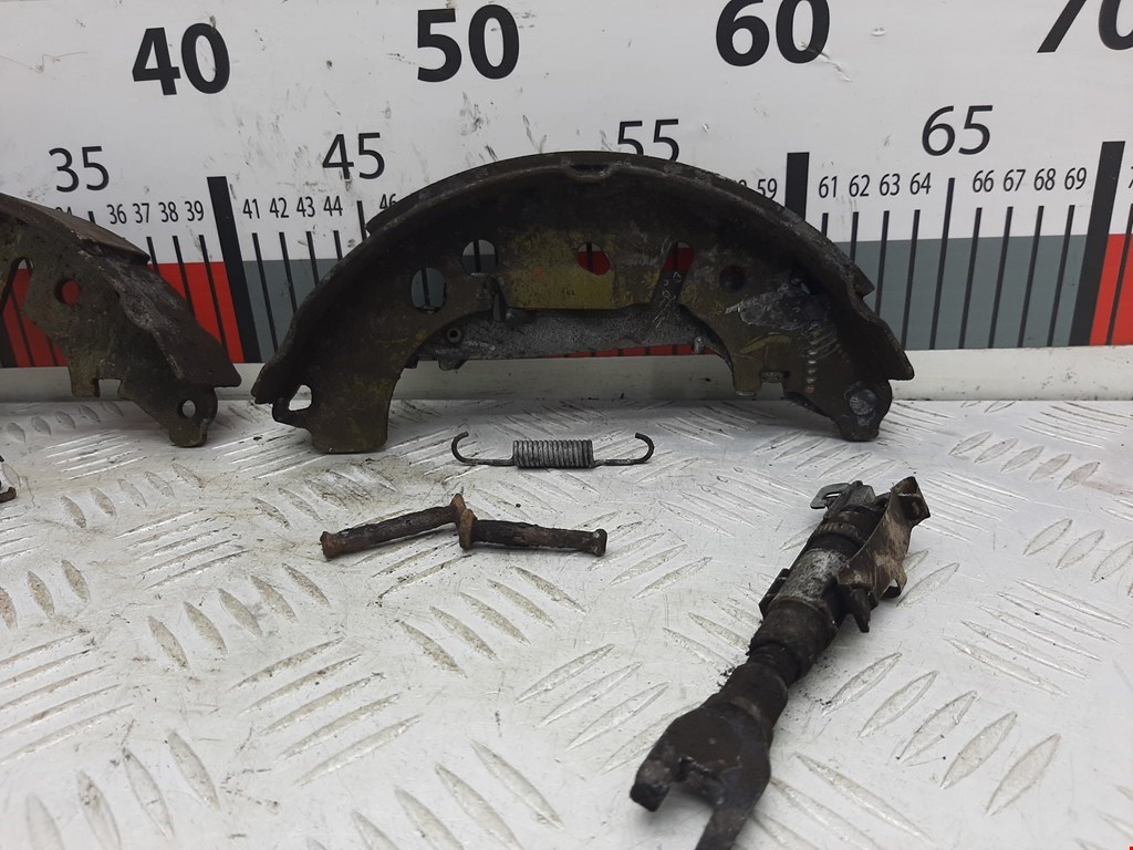 Механизм ручного тормоза (ручника) OPEL Corsa D 2006-2014