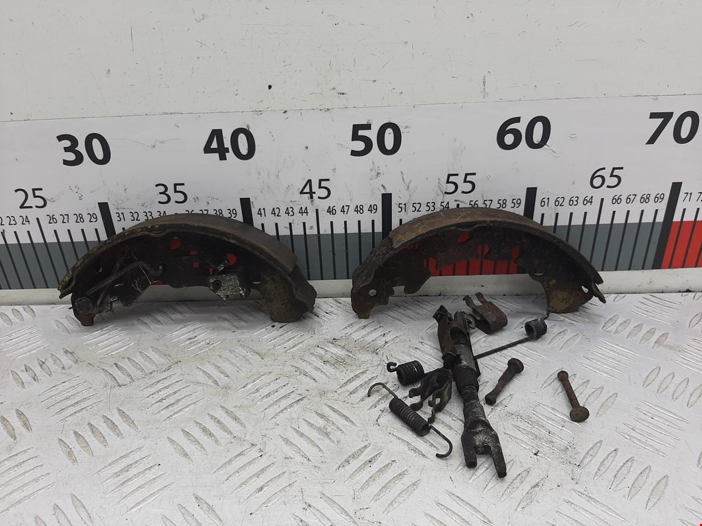 Механизм ручного тормоза (ручника) OPEL Corsa D 2006-2014