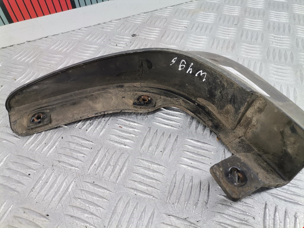 Датчик уровня в бачок омывателя HYUNDAI Tucson l 2004-2010