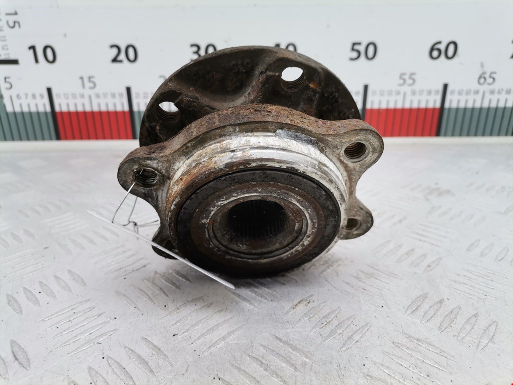 Ступица передняя левая/правая AUDI A6 C6 2004-2010