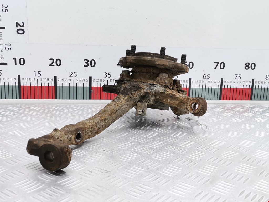 Ступица передняя левая TOYOTA Hilux VII AN10 AN 20 AN30 2005-2015