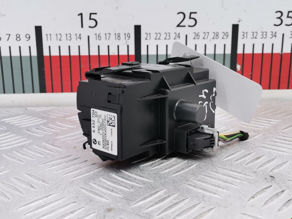 Переключатель света фар BMW 1er E81\E87 2004-2011