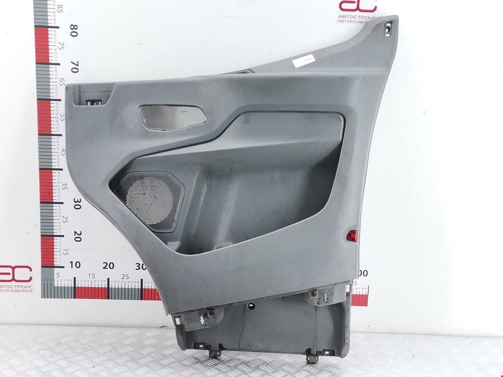 Обшивка двери передняя правая FORD Transit 2014-н.в.