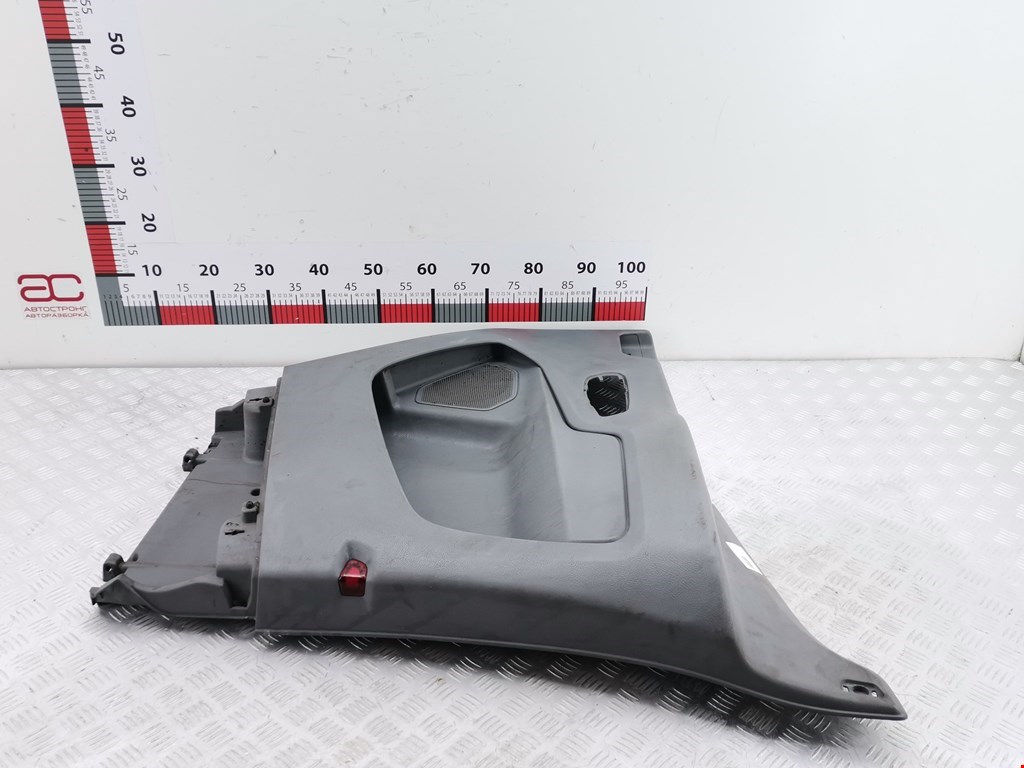 Обшивка двери передняя правая FORD Transit 2014-н.в.
