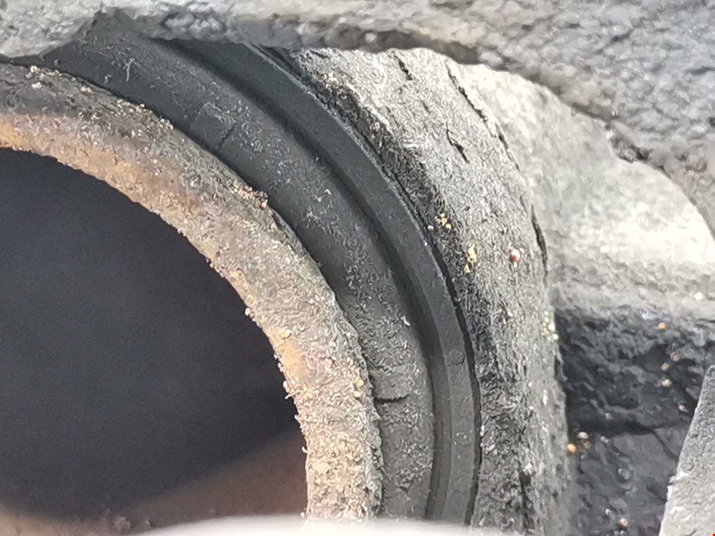 Суппорт передний правый OPEL Corsa D 2006-2014