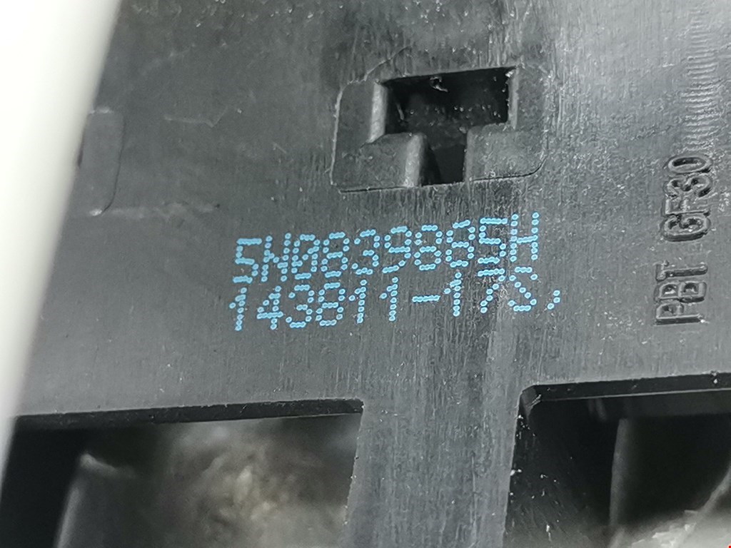 Ручка двери передней наружная левая SKODA Fabia MK2 5J 2007-2014