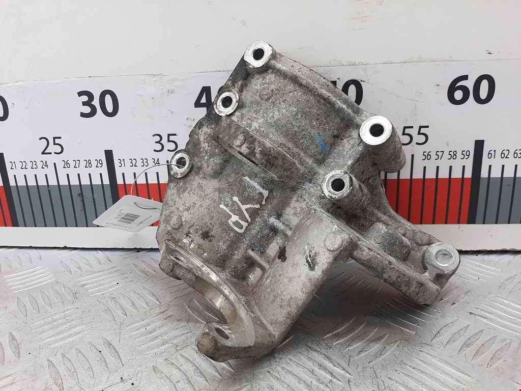 Кронштейн гидроусилителя KIA Sorento 2002-2009