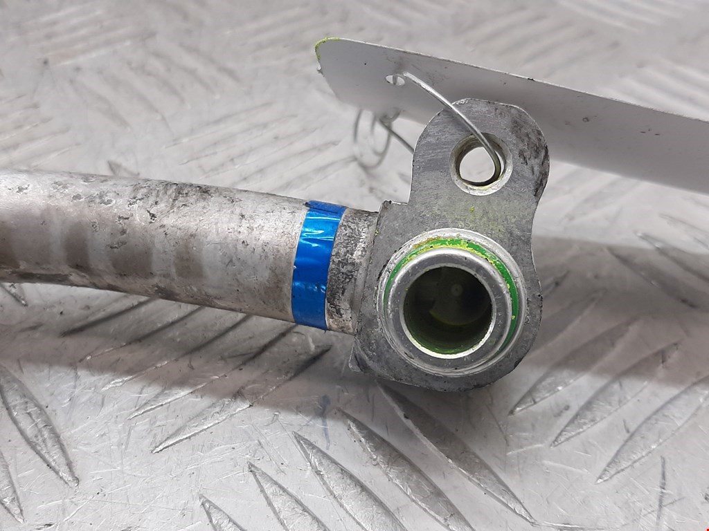 Трубка кондиционера KIA Sorento 2002-2009