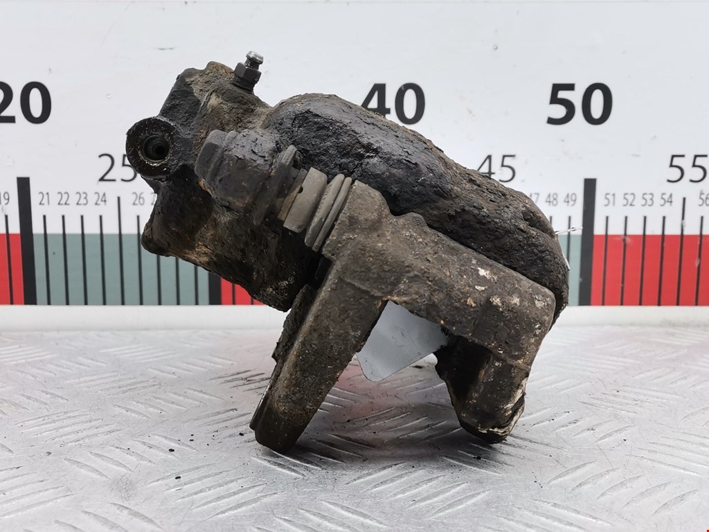 Суппорт передний правый OPEL Corsa D 2006-2014