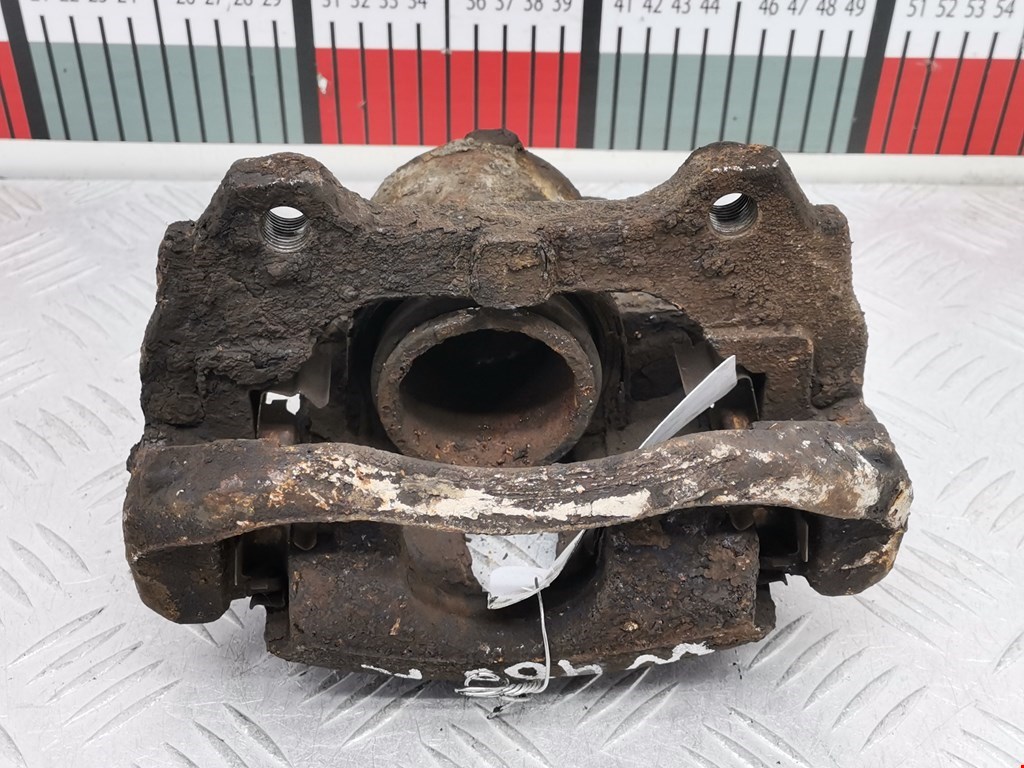 Суппорт передний правый OPEL Corsa D 2006-2014