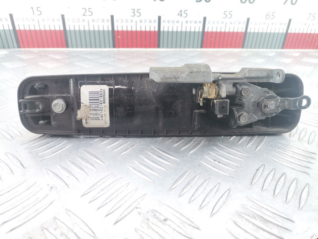 Ручка двери передней наружная правая JEEP Grand Cherokee WK 2004-2010