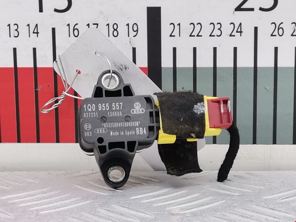 Датчик AIR BAG (подушек безопасности) VOLKSWAGEN Eos 2006-2015