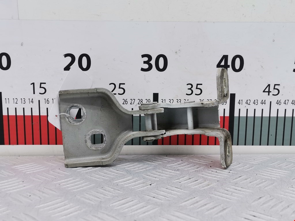 Петля двери передней правой Renault Master 3 (2010-2020)