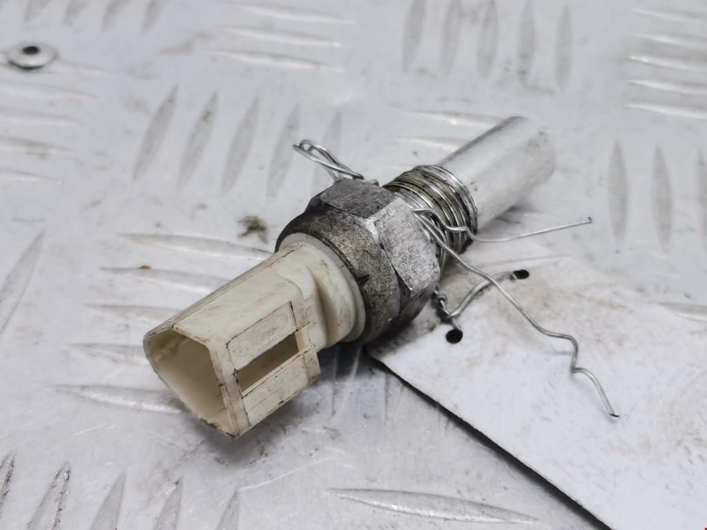 Датчик включения заднего хода FORD Focus I 1998-2005