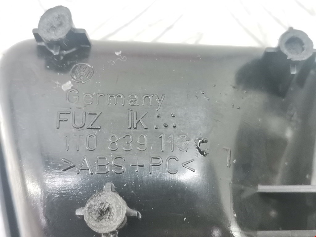 Ручка дверная задняя внутренняя левая VOLKSWAGEN Touran 2003-2010