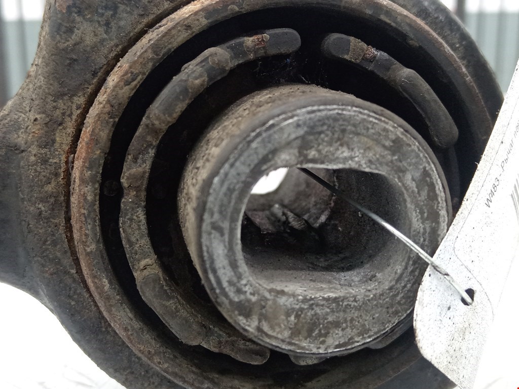 Рычаг передний левый MERCEDES-BENZ CLC-Class CL203 2008-2011