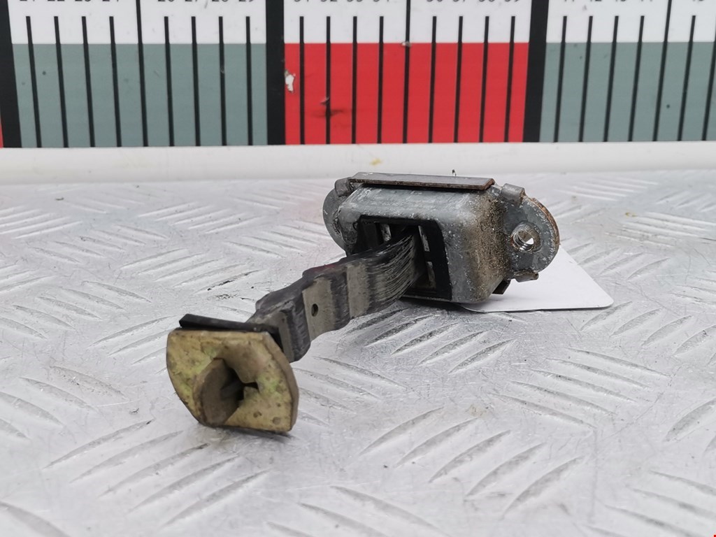 Ограничитель открывания двери NISSAN Pathfinder R51M 2004-2014