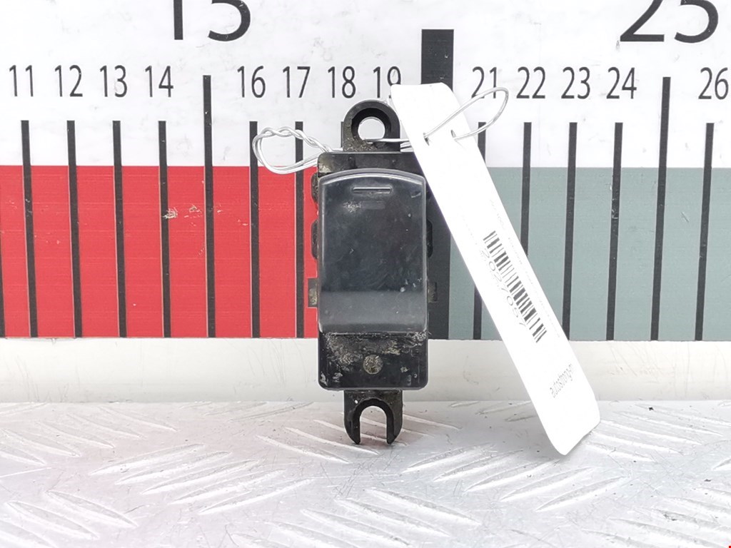 Кнопка стеклоподъемника NISSAN Pathfinder R51M 2004-2014