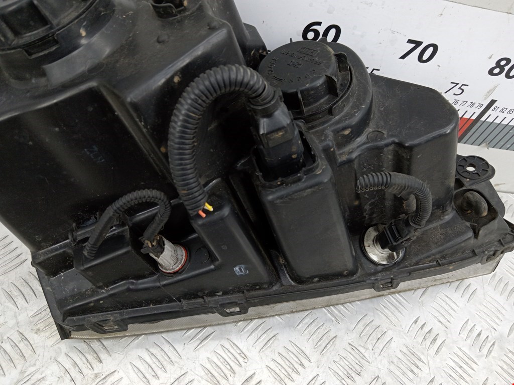 Фара левая KIA Sorento 2002-2009