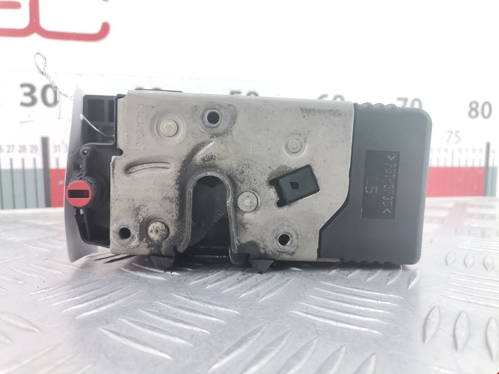 Замок двери сдвижной OPEL Vivaro A 2001-2014