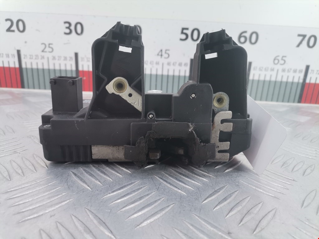 Замок двери сдвижной OPEL Vivaro A 2001-2014