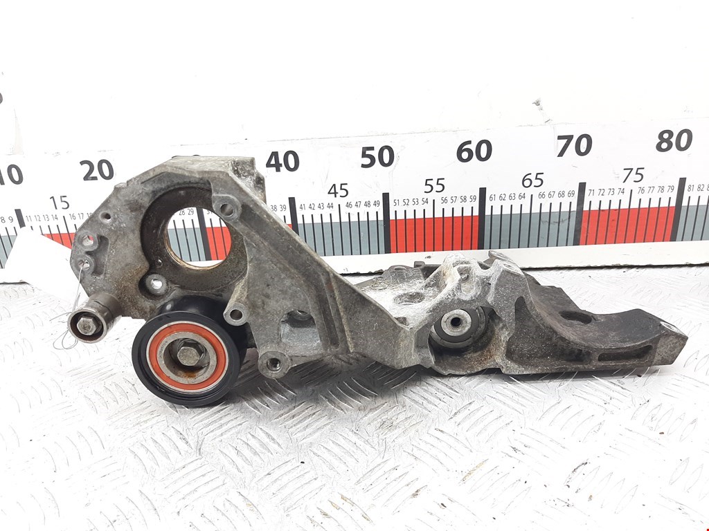 Кронштейн ТНВД SKODA Fabia MK2 5J 2007-2014